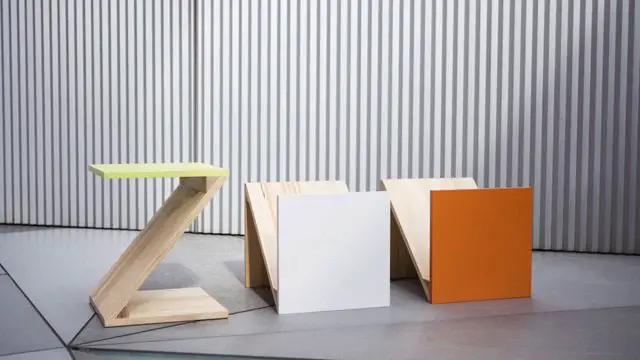 Z-shaped modular stools