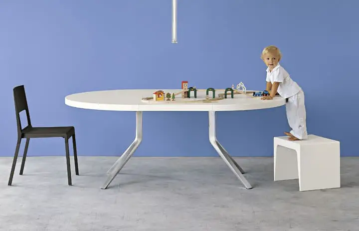 extendable round dining table