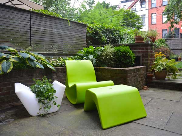 Otto-Bench-and-Planter-by-Lisa-Albin