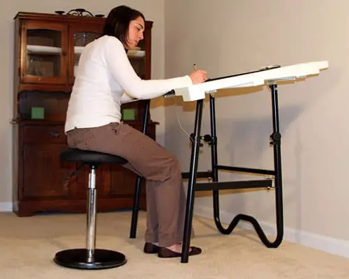 Ergonomic height adjustable stool
