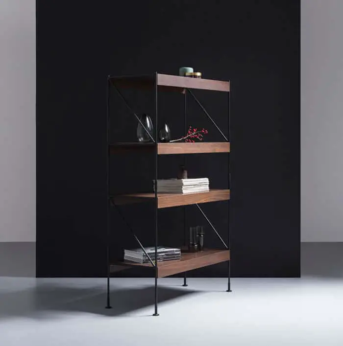 Zet-shelves, metal base and wooden shelves