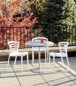 21 Design Stackable Chairs - Vurni