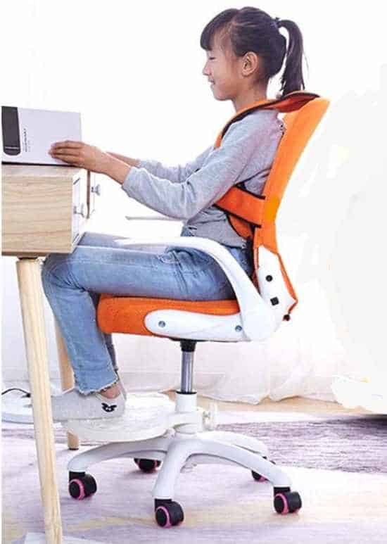 21 Ergonomic Chairs Desks For Children Vurni