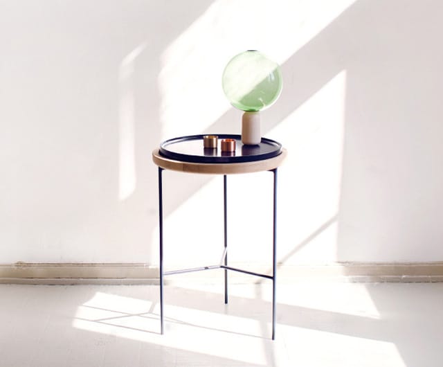 Duplé side tray table