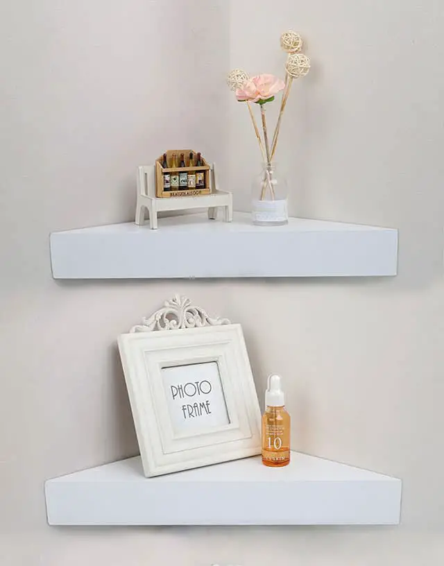 Floating corner shelf set