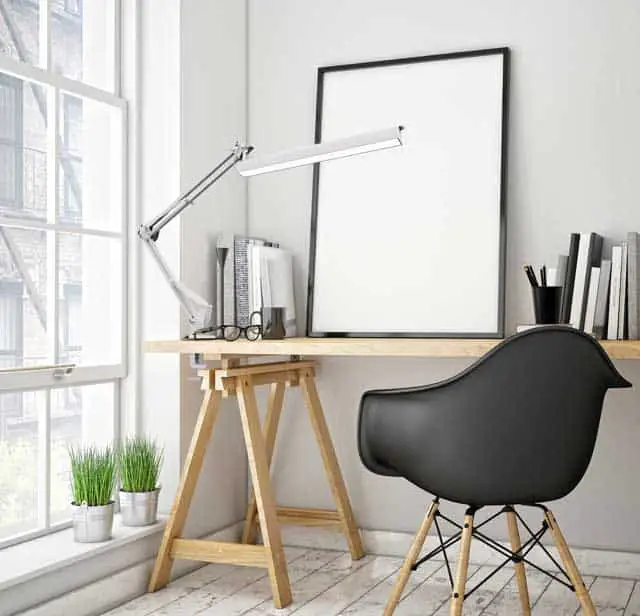Youkoyi LED Desk Lamp is a wireless charging desk lamp that comes with a clip-on clamp for quick installation. The anti-glare feature is especially helpful for graphic designers, architects, and others who use a drafting table.