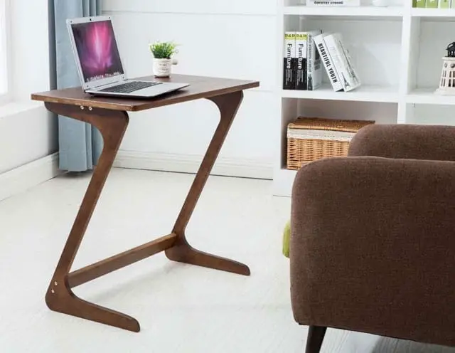 The NNEWVANTE Table Desk with a Z-frame is big enough for a laptop. This sofa side table takes up very little space while still allowing you to get your work done.