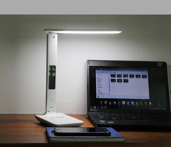 wireless LED desk lamp