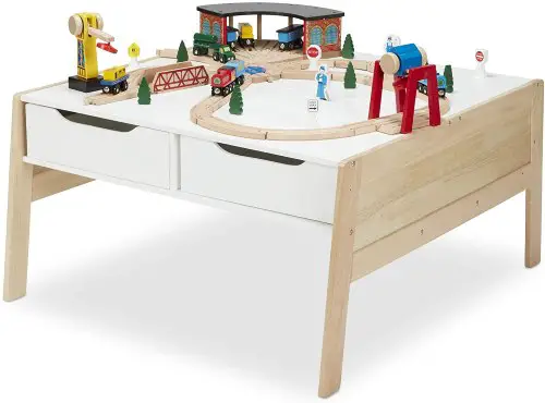 kids art and activity table